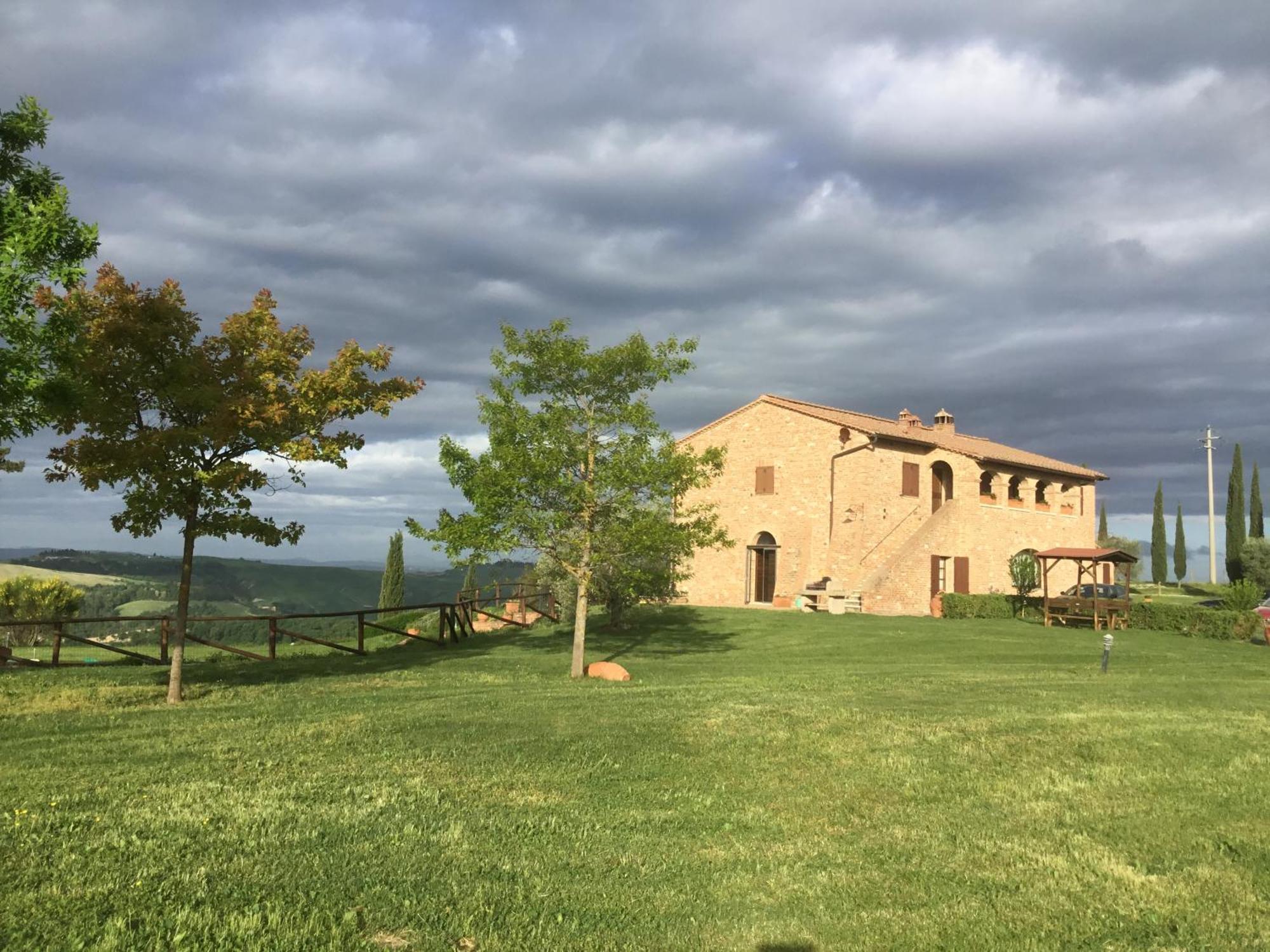 Podere Fornaci อัสเชียโน ภายนอก รูปภาพ